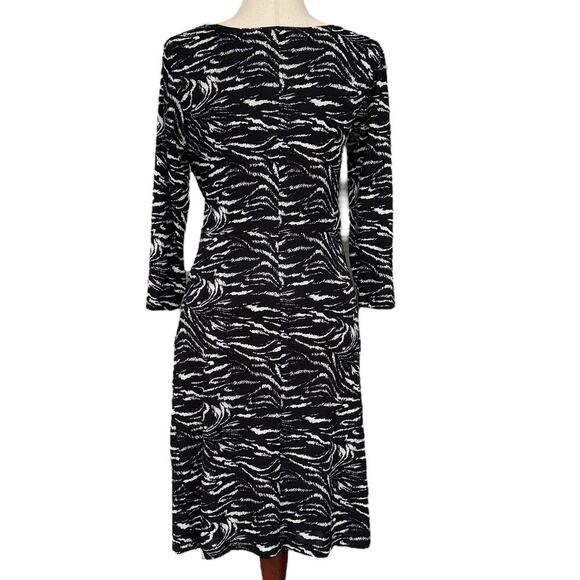 Kenneth Cole New York Zebra Print Ruched Front Sheath Dress, Size Med. - Picture 4 of 8